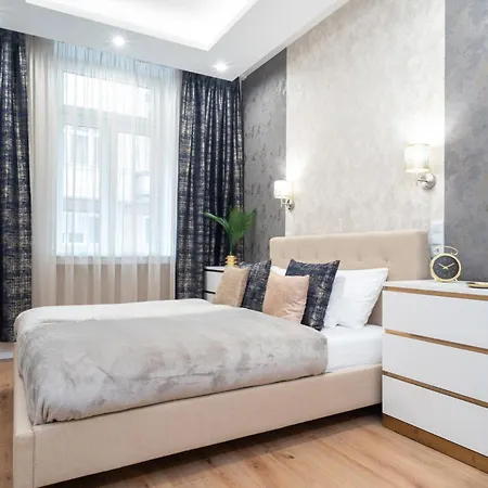 Amethyst - Acacia 2 Bedroom Budapest